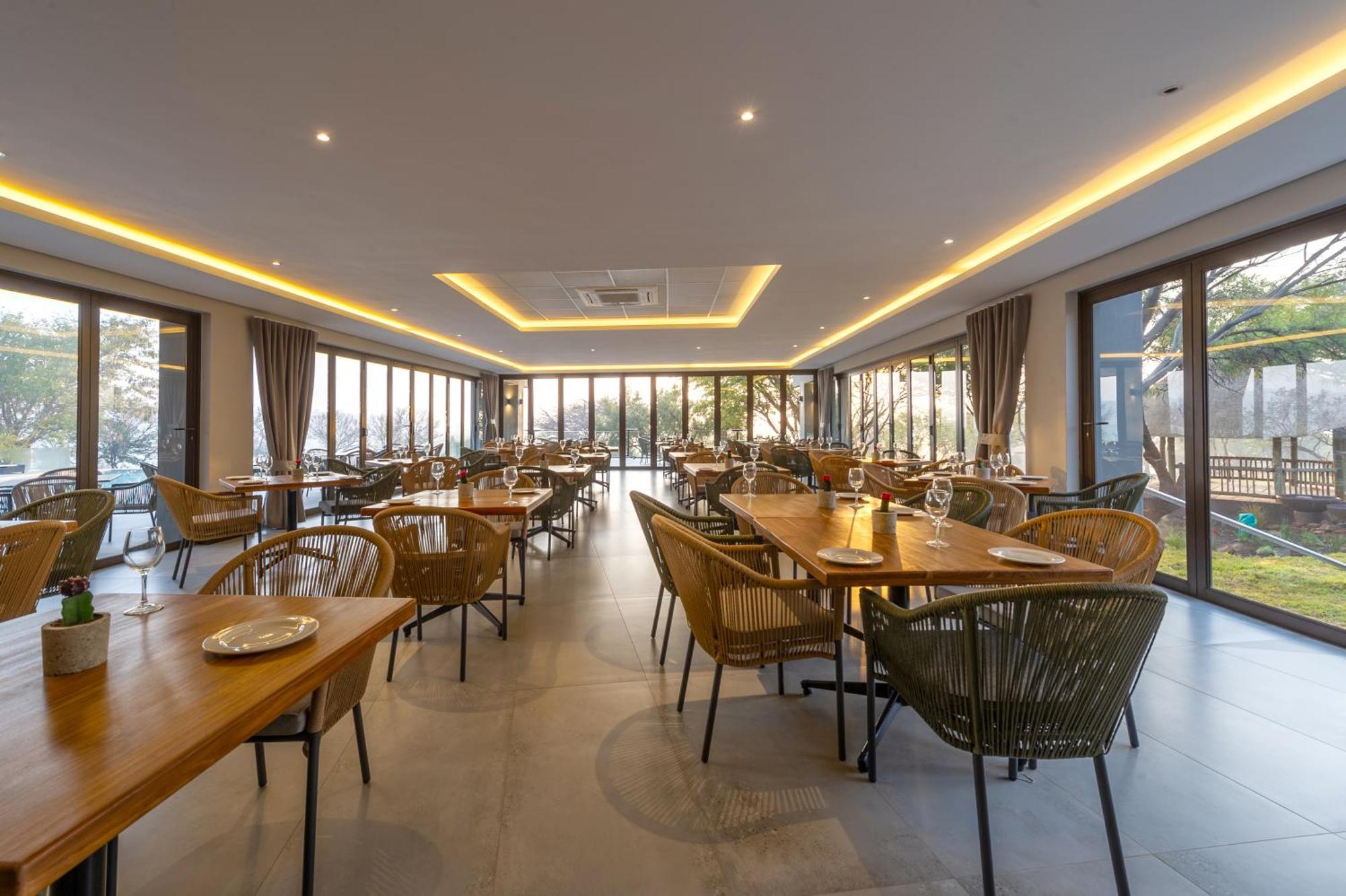 La Joya Lodge Conference Centre And Spa Pelindaba Екстериор снимка